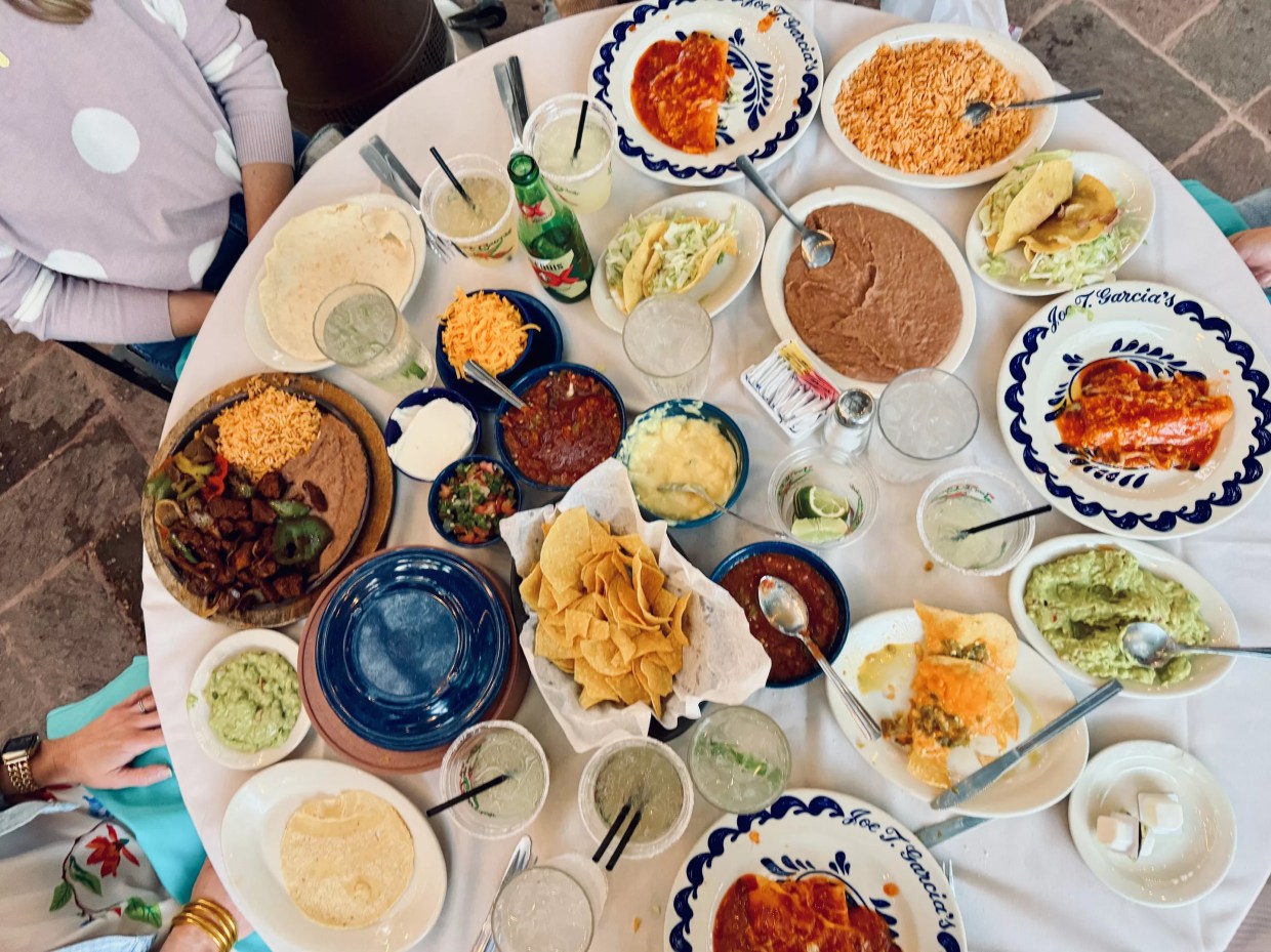 Hey, Celebs, North Texas Has Great Tex-Mex. You Won’t Find It at Joe T’s.