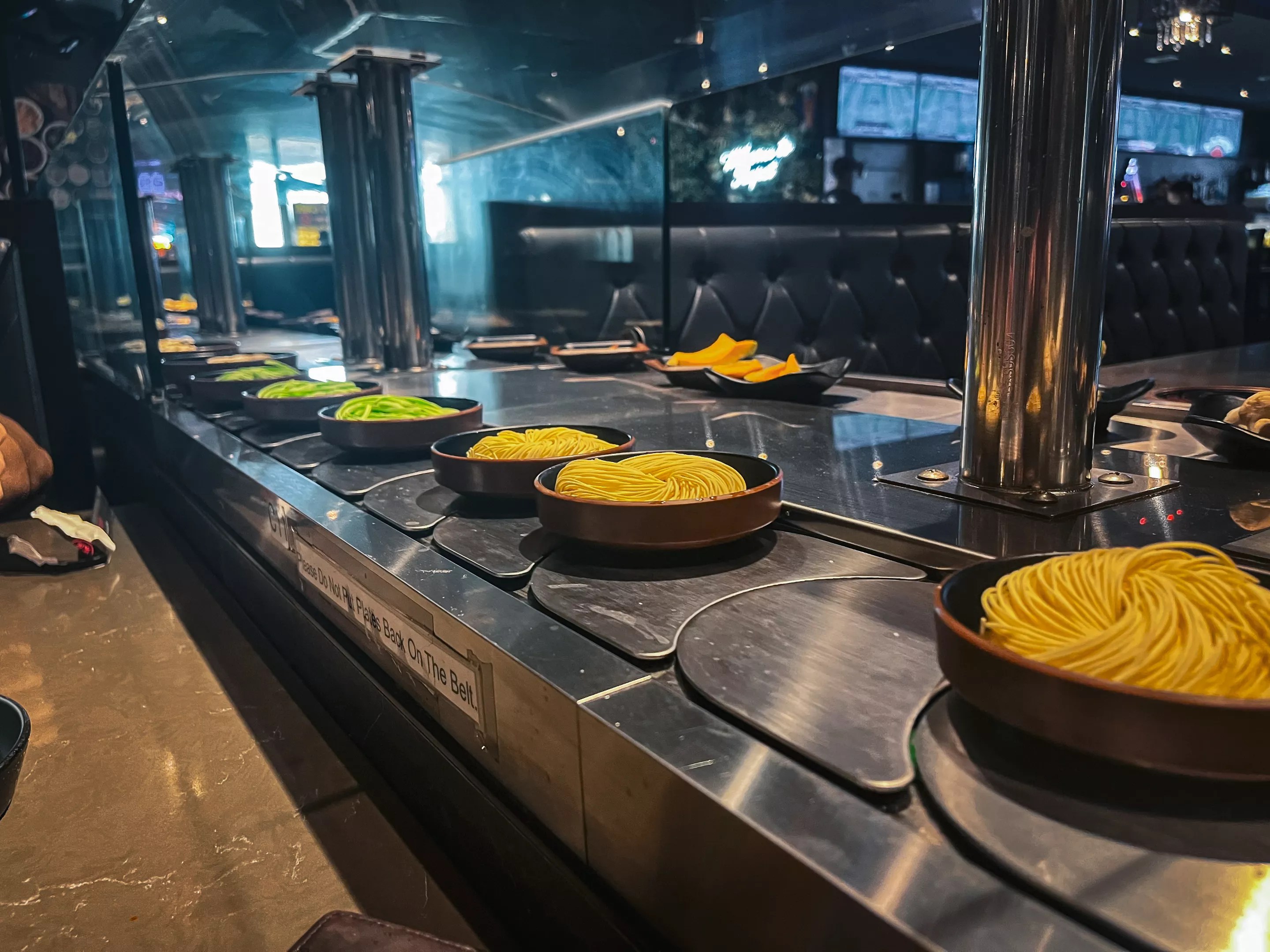 The hotpot conveyor belt bar